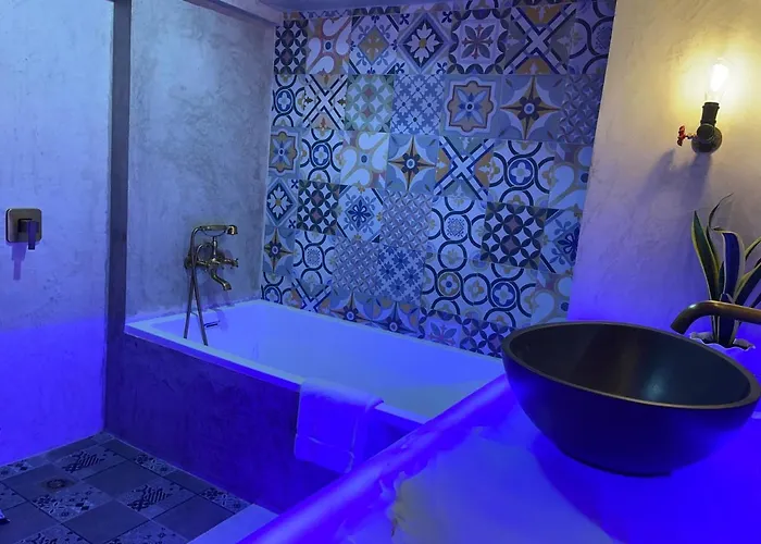 Hotel Blue Tulip - 4mins From Mactan Airport