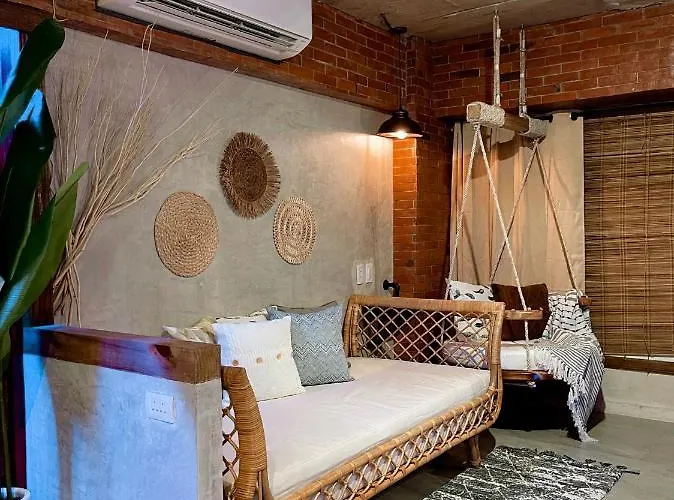 Blue Tulip - 4mins From Mactan Airport Hotel