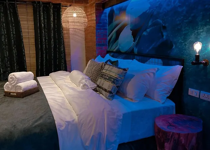 Blue Tulip - 4mins From Mactan Airport Hotel